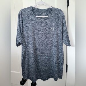 Under Armor XXL Shirt